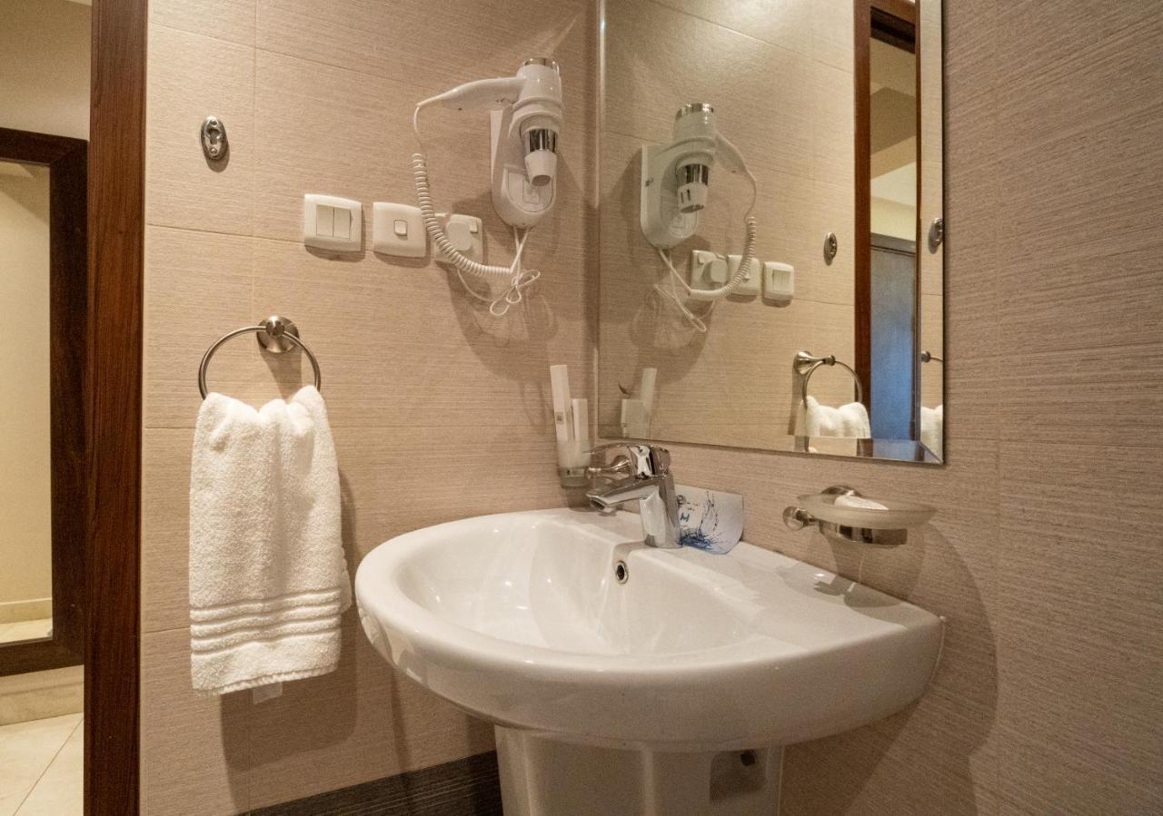 Appartement Dyafa Luxury à Khobar Extérieur photo